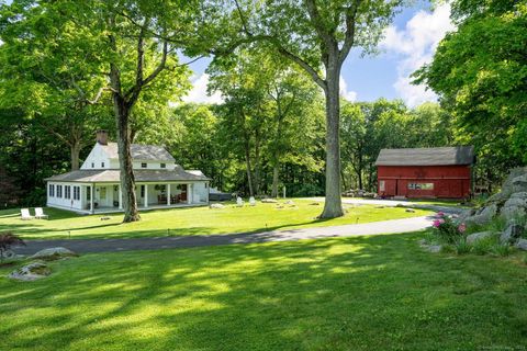 A home in New Canaan