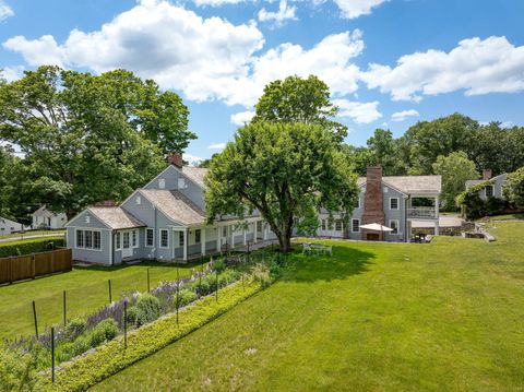 A home in New Canaan