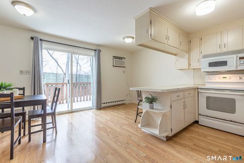 Tiny photo for 71 White Oak Avenue #APT B6, Plainville, CT 06062 (MLS # 24157133)