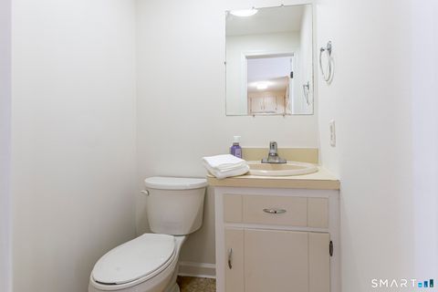 Tiny photo for 71 White Oak Avenue #APT B6, Plainville, CT 06062 (MLS # 24157133)