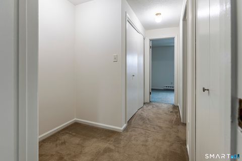 Tiny photo for 71 White Oak Avenue #APT B6, Plainville, CT 06062 (MLS # 24157133)