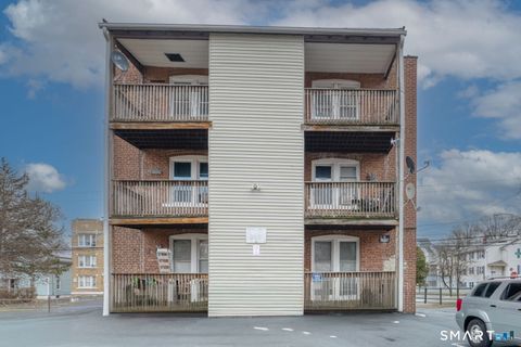 Tiny photo for 152 Oak Street #1S, New Britain, CT 06051 (MLS # 24160458)