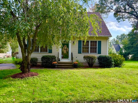 Homes For Sale - 18 Bruce Avenue<br/> Hartford County, Plainville, CT 06062