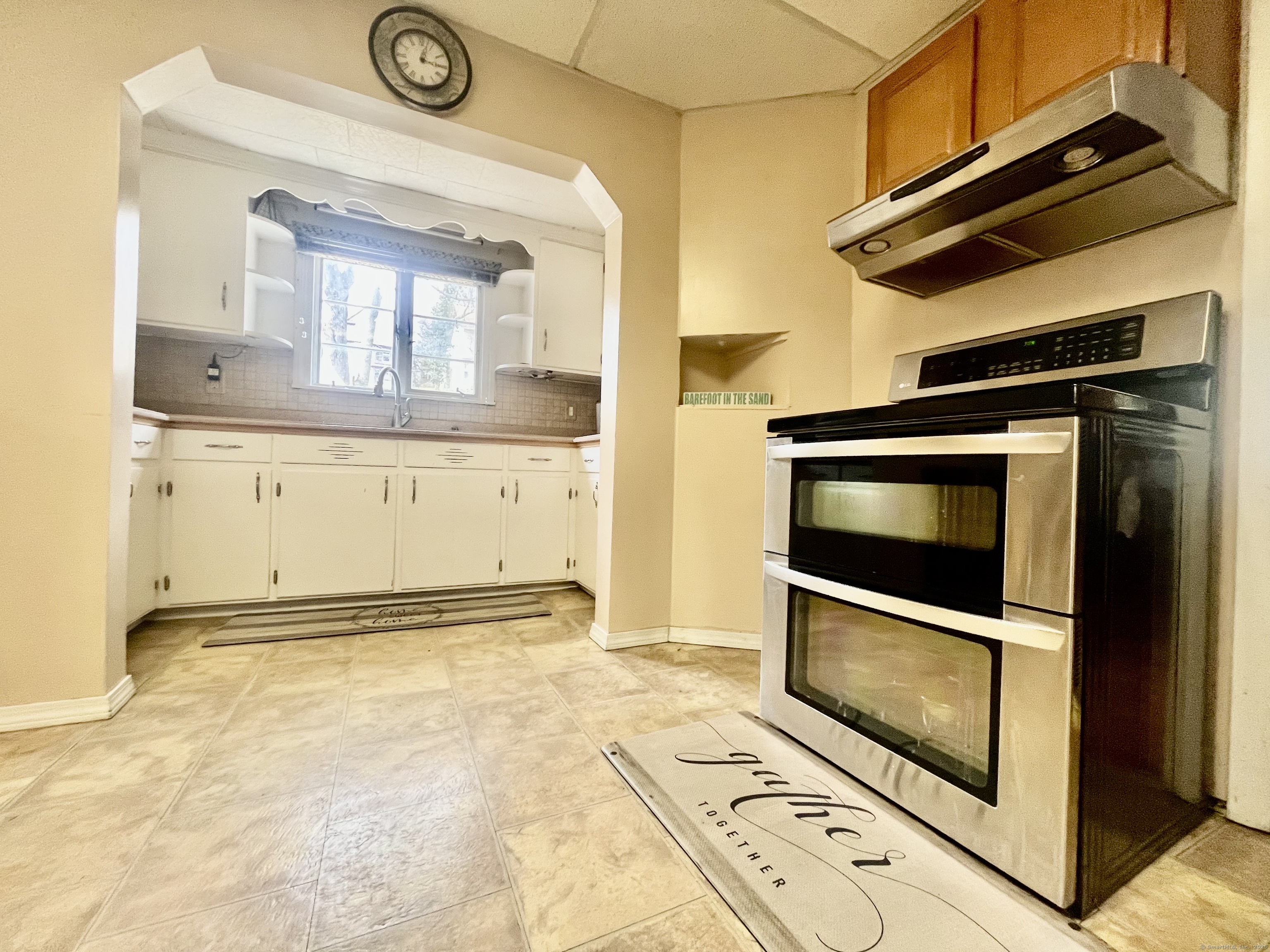65 Easton Avenue, Waterbury, Connecticut image 5