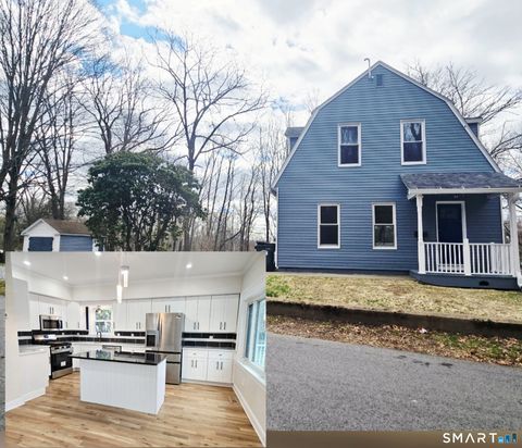 8 Pine Street Norwich CT 06360