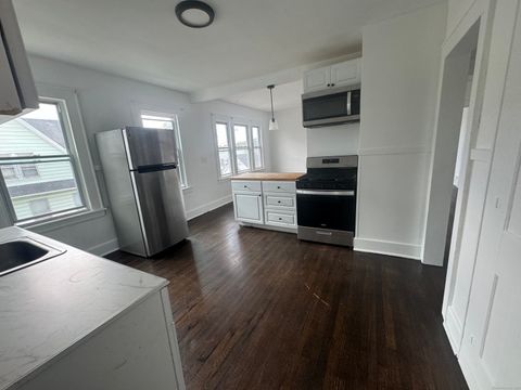 Tiny photo for 146 Pixlee Place #3rd FL, Bridgeport, CT 06610 (MLS # 24133738)