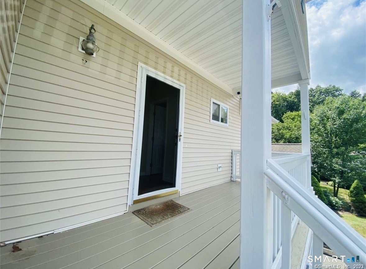 11 Trout Brook Circle 11