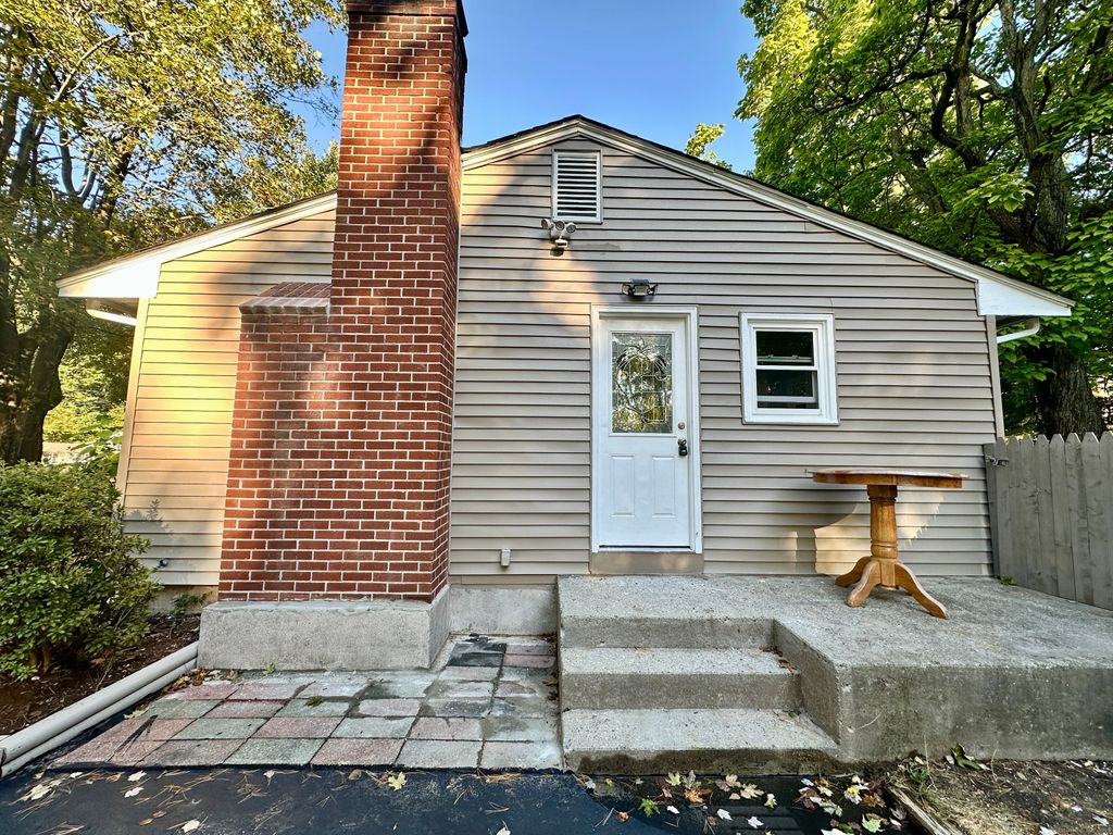 Photo of 9 Carney Road, Enfield, CT 06082 (MLS # 24132869)