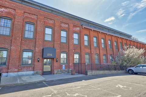 Photo of 234 S Main Street #APT 410, Middletown, CT 06457 (MLS # 24140611)