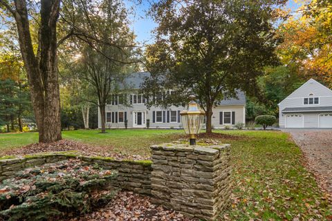 Photo of 118 Harrison Road, Cheshire, CT 06410 (MLS # 24131340)