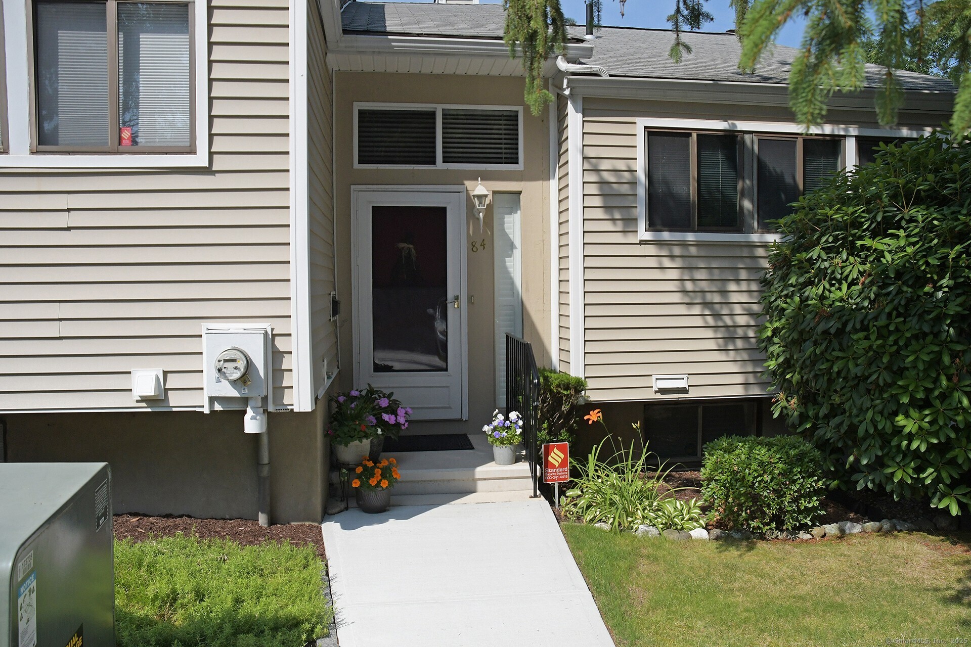 84 Shepards Knoll Drive #84, Hamden, Connecticut image 1