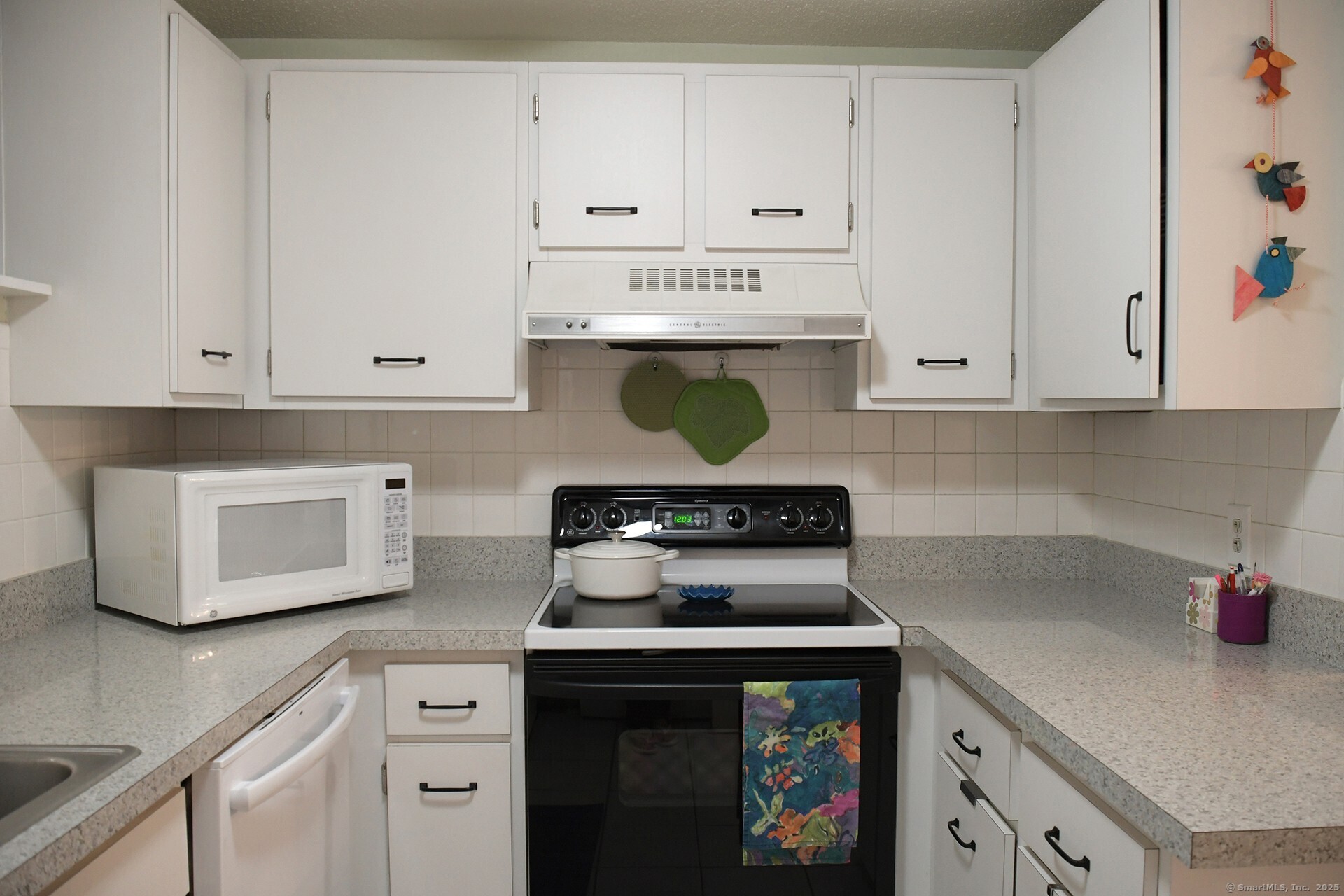 84 Shepards Knoll Drive #84, Hamden, Connecticut image 22