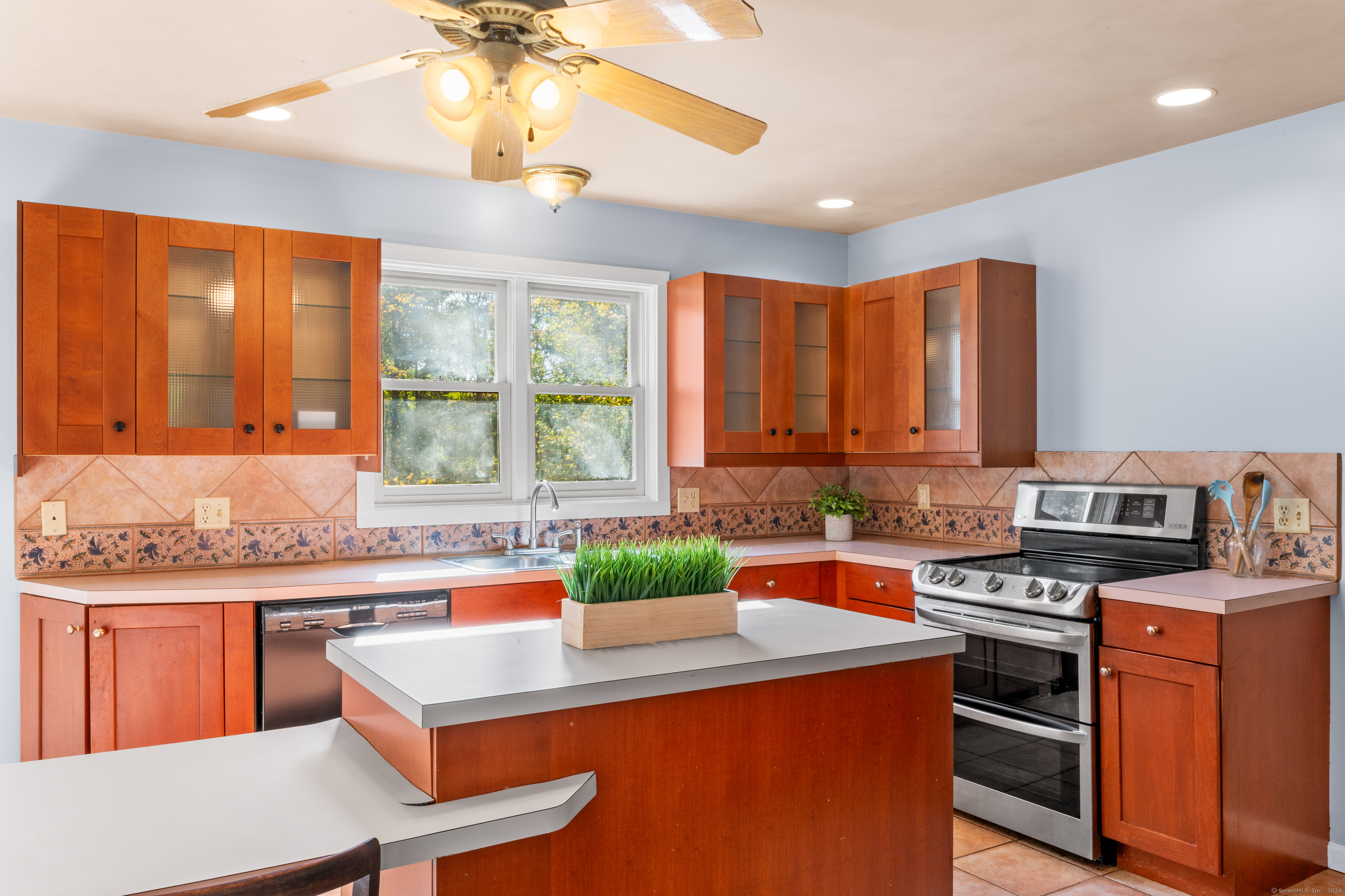9 Fife Court, Essex, Connecticut image 12