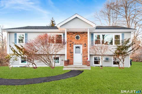 21 Donna Drive New Fairfield CT 06812