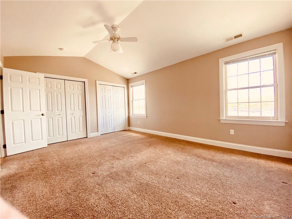 Waterford, Connecticut 06375, United States, 2 Bedrooms Bedrooms, ,3 BathroomsBathrooms,Residential,Active,139873