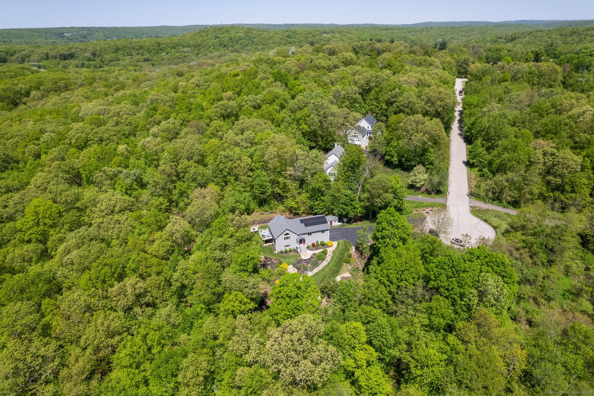 19 Portage Trail, East Hampton, Connecticut image 2