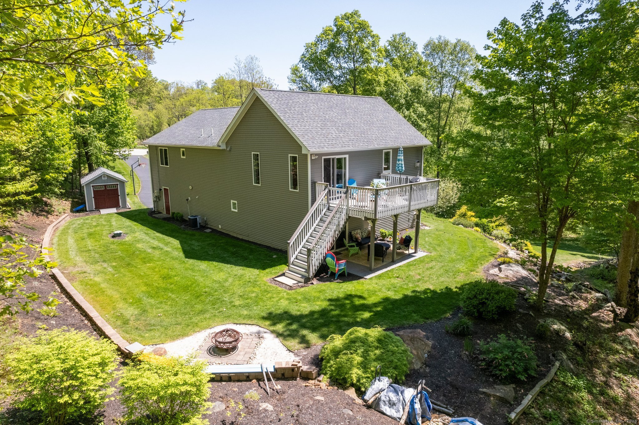 19 Portage Trail, East Hampton, Connecticut image 4