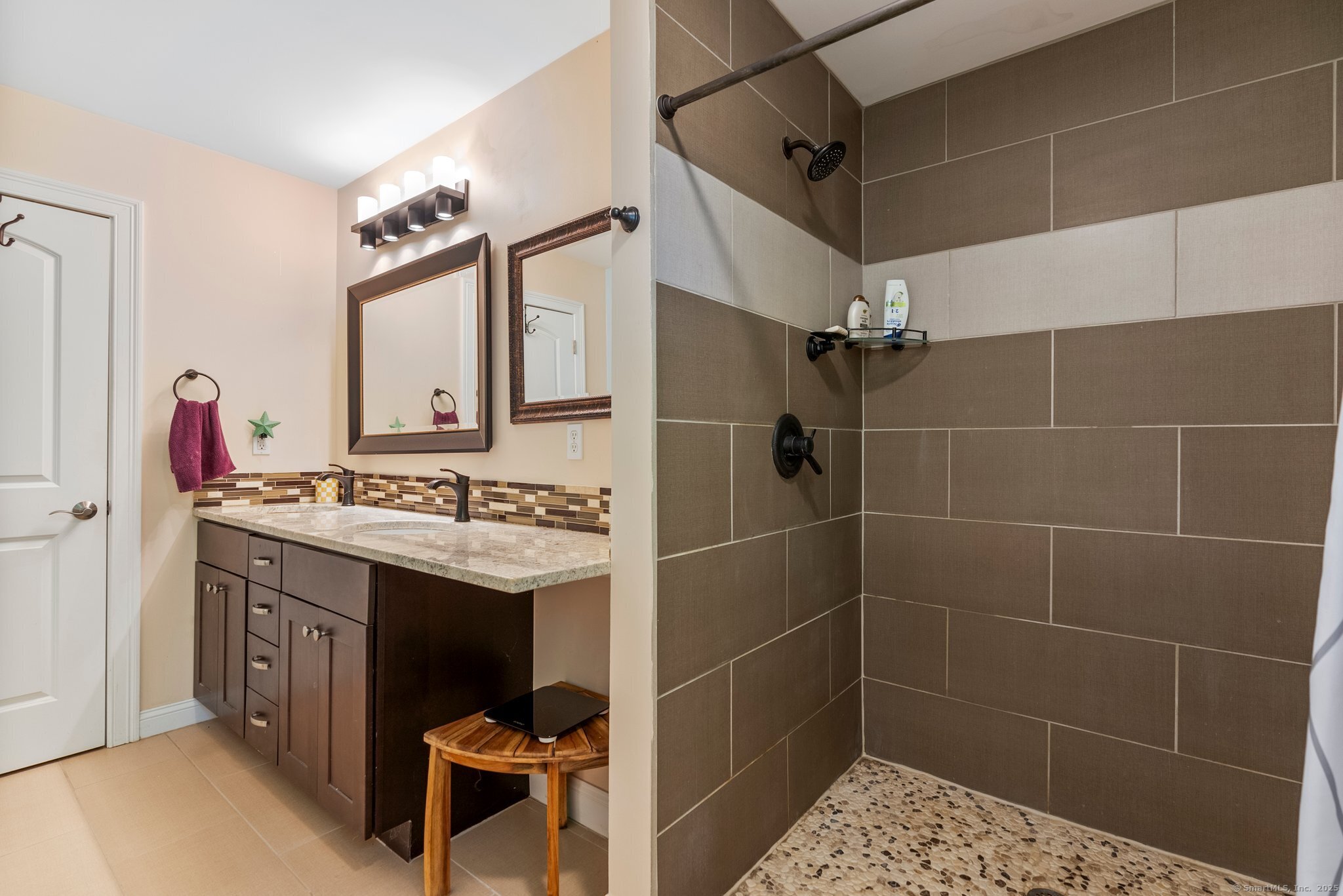 19 Portage Trail, East Hampton, Connecticut image 18