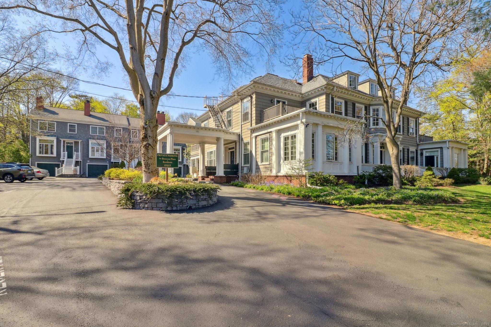 438 Whitney Avenue #APT 3, New Haven, Connecticut image 3