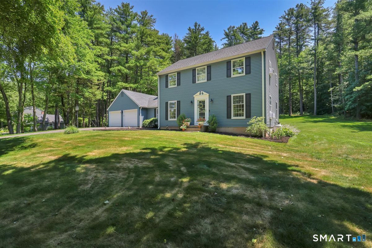 11 Lexington Drive