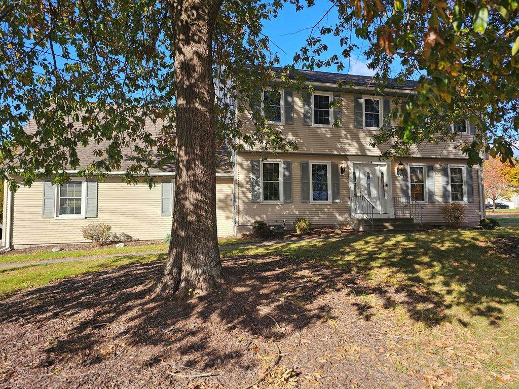 Photo of 118 Ashley Road, Bristol, CT 06010 (MLS # 24136016)