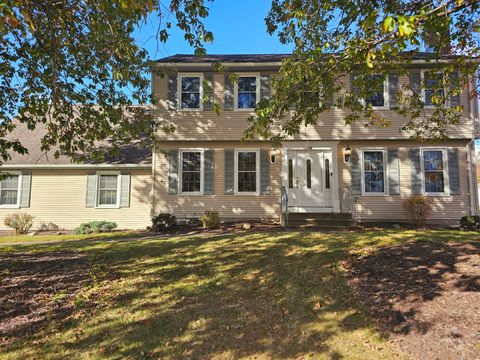 Photo of 118 Ashley Road, Bristol, CT 06010 (MLS # 24136016)