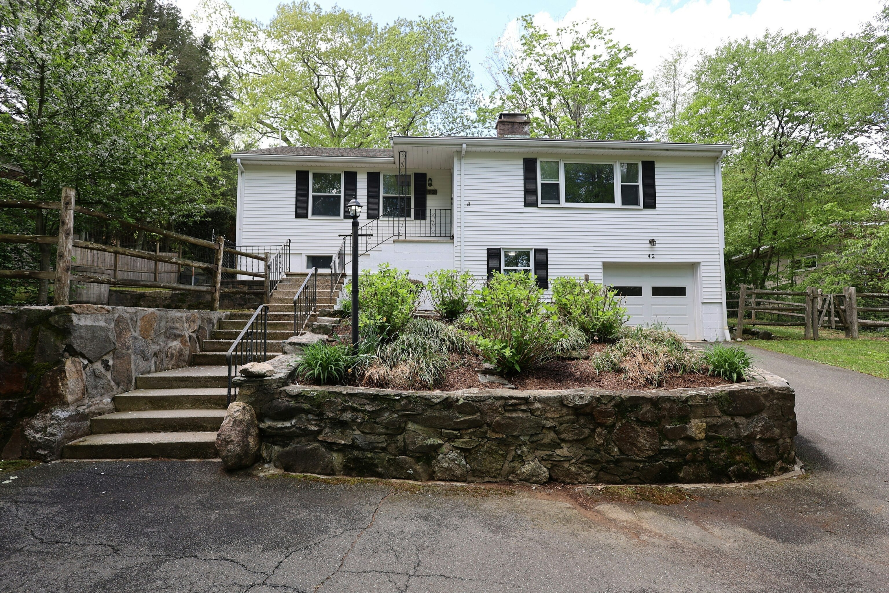 42 Wilridge Road, Ridgefield, Connecticut image 2