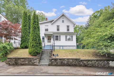 Multifamily For Rent - 74 New Street #2<br/> Shelton, CT 06484