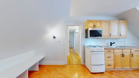 Tiny photo for 86 Edwards Street #3, New Haven, CT 06511 (MLS # 24160465)