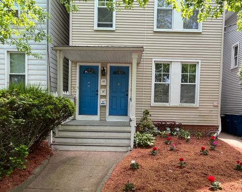 Tiny photo for 86 Edwards Street #3, New Haven, CT 06511 (MLS # 24160465)