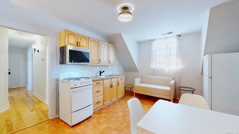 Tiny photo for 86 Edwards Street #3, New Haven, CT 06511 (MLS # 24160465)