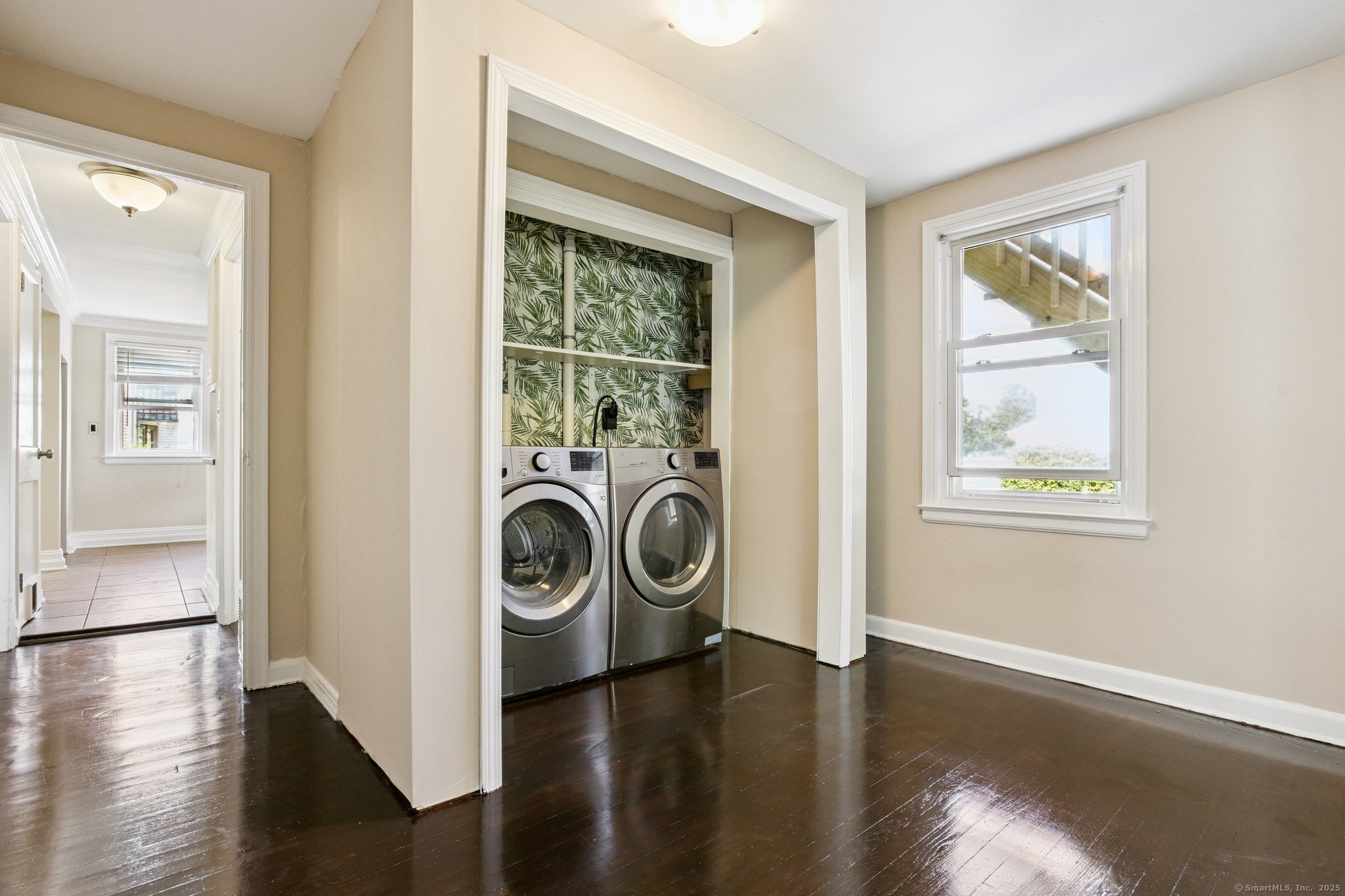 North Haven, Connecticut 06473, United States, 3 Bedrooms Bedrooms, ,2 BathroomsBathrooms,Residential,Pending,203936