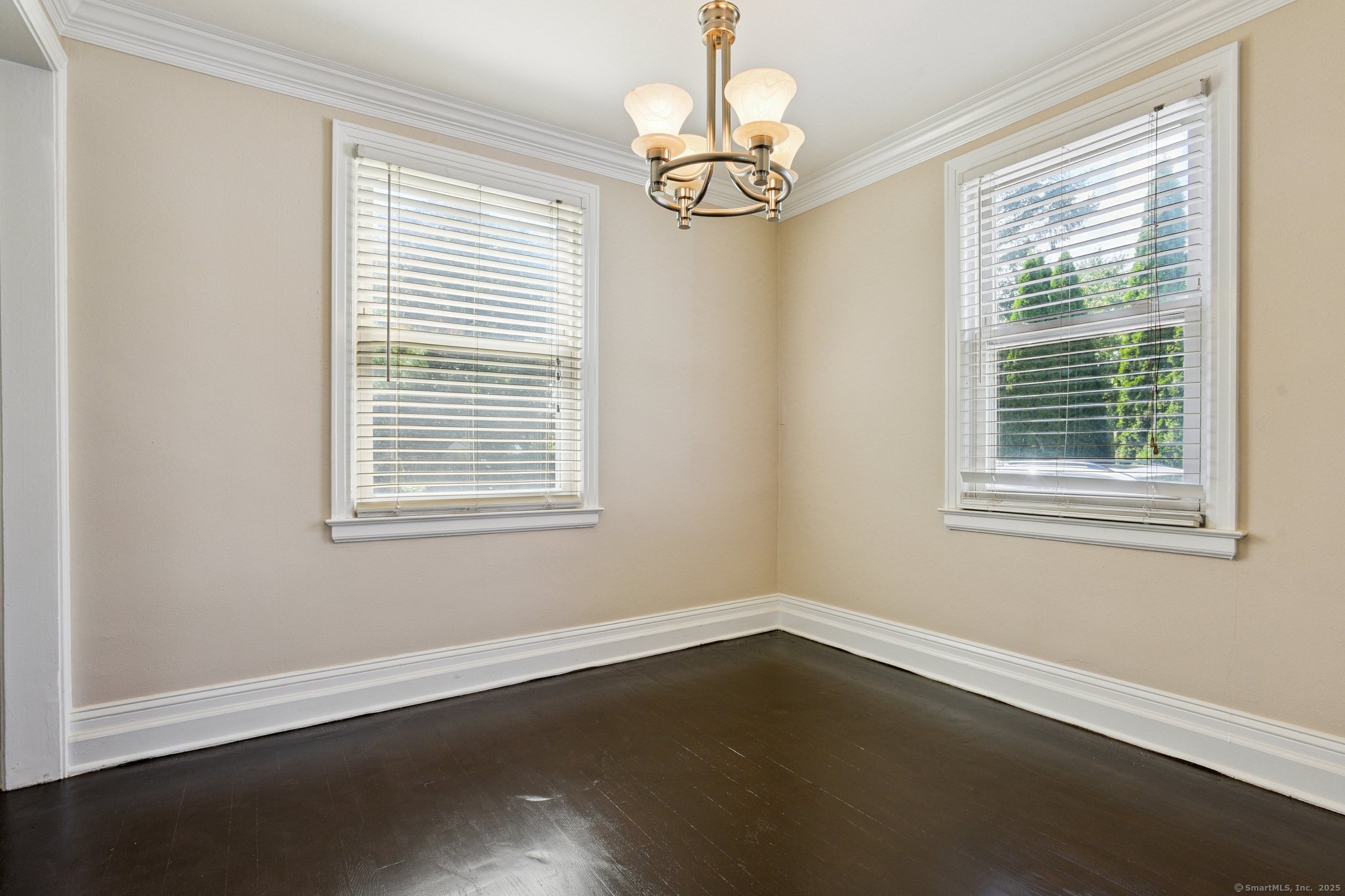 North Haven, Connecticut 06473, United States, 3 Bedrooms Bedrooms, ,2 BathroomsBathrooms,Residential,Pending,203936