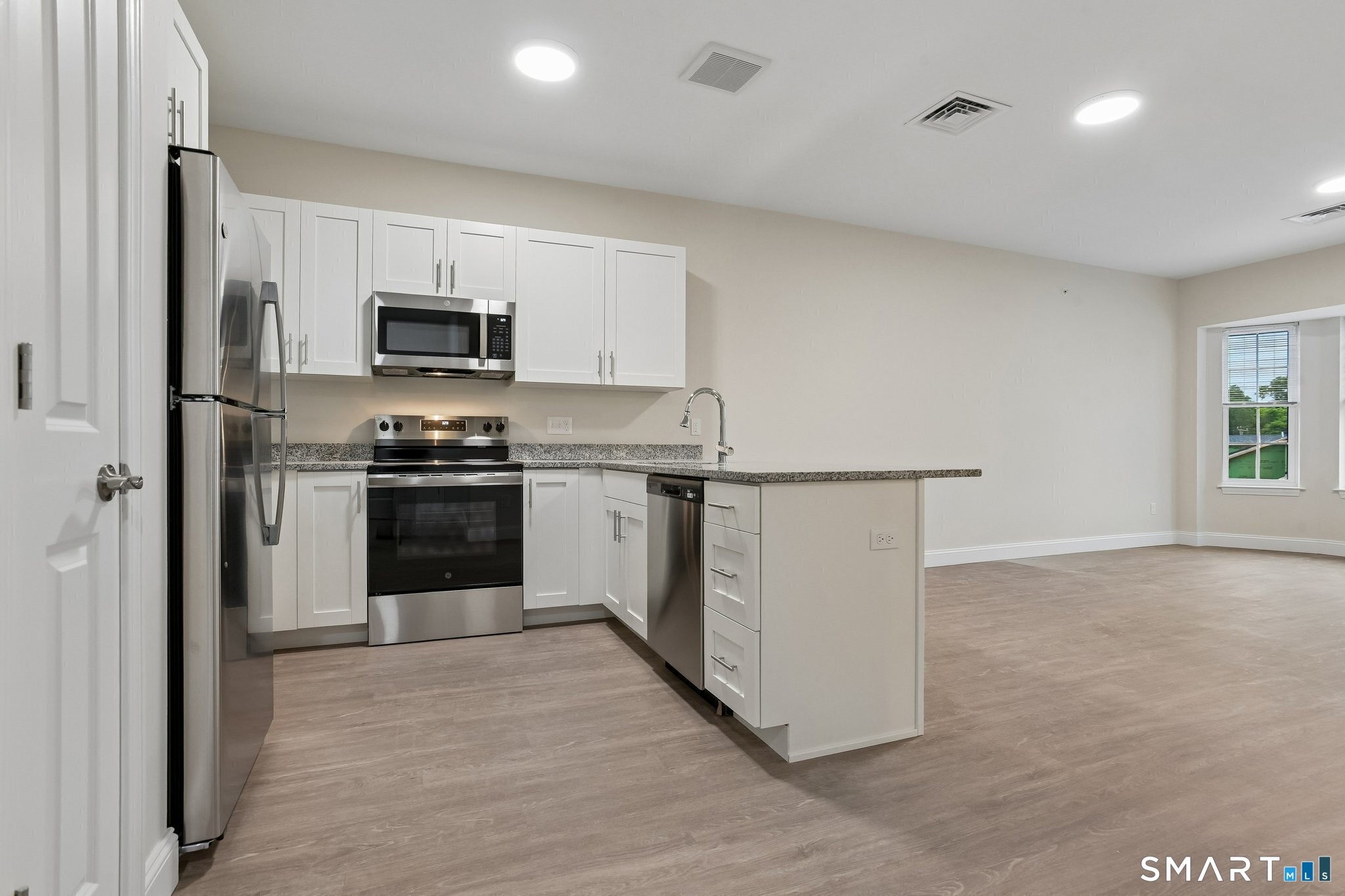 55 Steele Boulevard 111