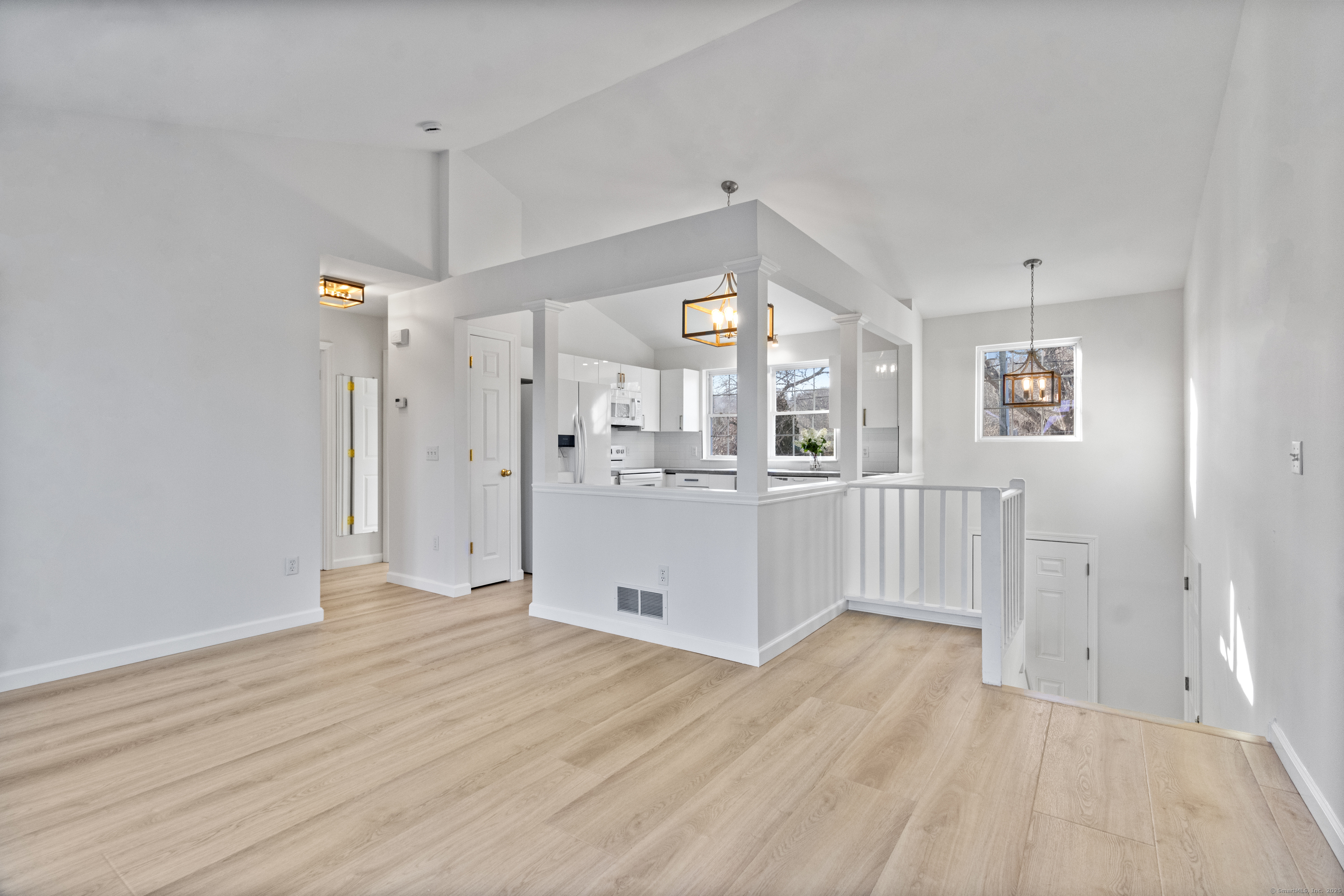 102 Noank Ledyard Road, Groton, Connecticut image 4