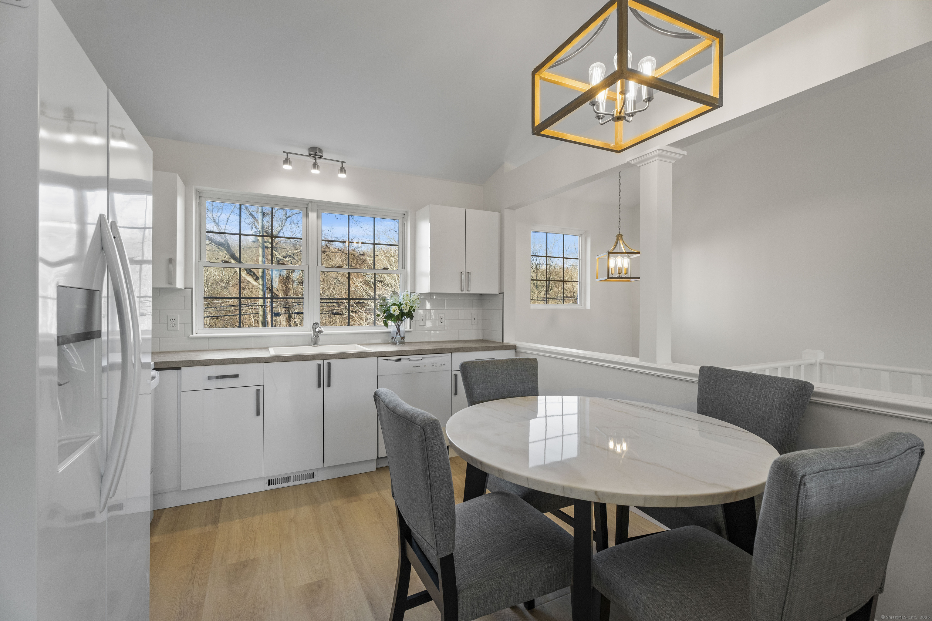 102 Noank Ledyard Road, Groton, Connecticut image 3