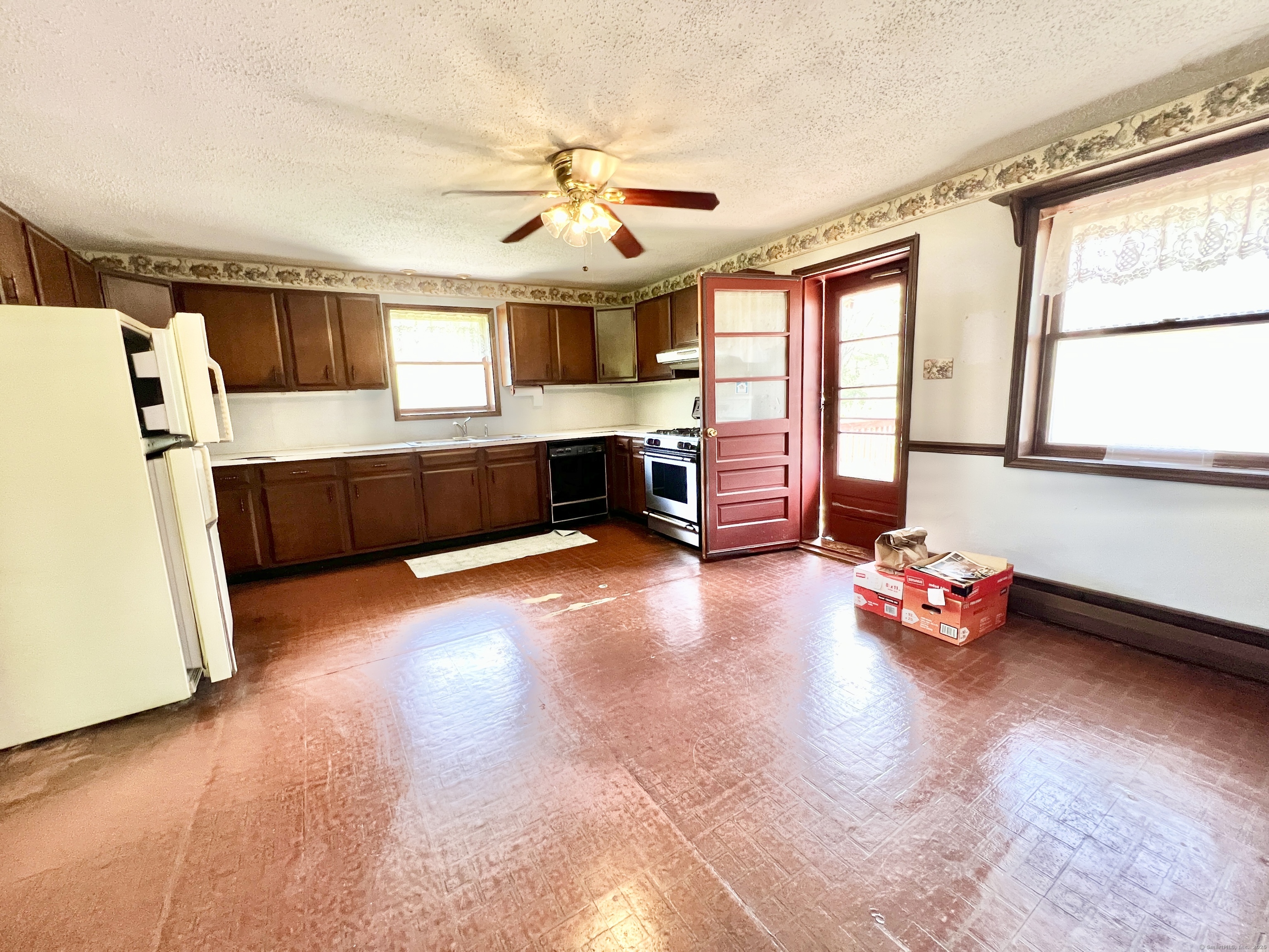 343 Lebanon Avenue, Lebanon, Connecticut image 8