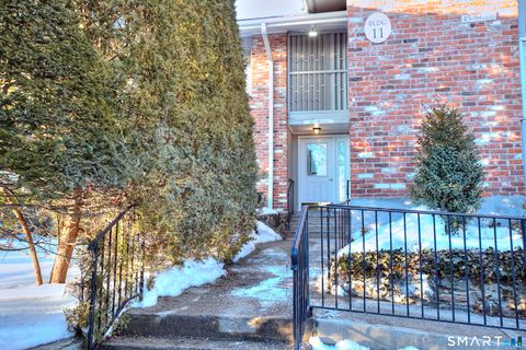 49 Southport Woods Drive 49 Fairfield CT 06890