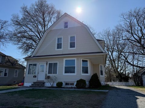 MLS: 24086167