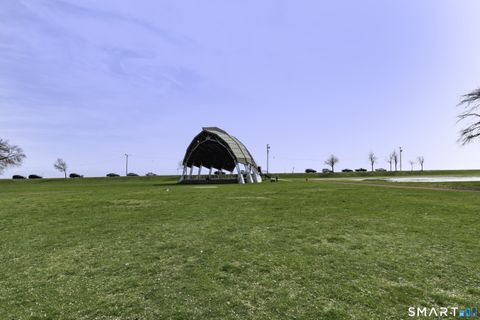 Tiny photo for 20 Amsterdam Avenue #2E, Bridgeport, CT 06606 (MLS # 24149034)