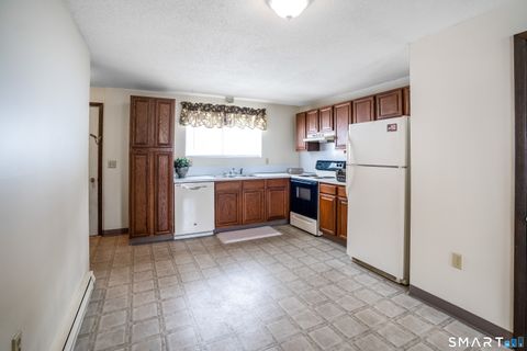 Tiny photo for 461 Spring Street #APT 3B, Naugatuck, CT 06770 (MLS # 24155627)