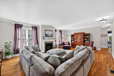 Tiny photo for 1 Larkspur Lane #1, Avon, CT 06001 (MLS # 24132552)