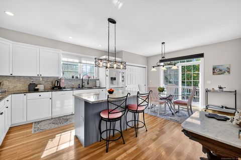 Tiny photo for 1 Larkspur Lane #1, Avon, CT 06001 (MLS # 24132552)