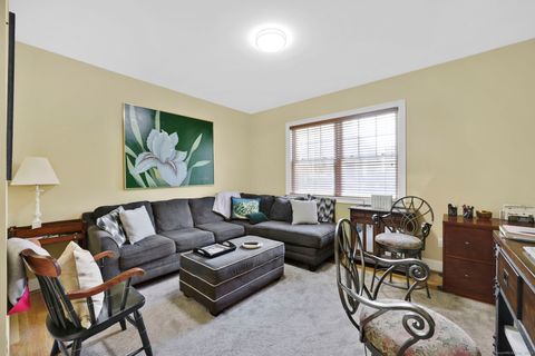 Tiny photo for 1 Larkspur Lane #1, Avon, CT 06001 (MLS # 24132552)