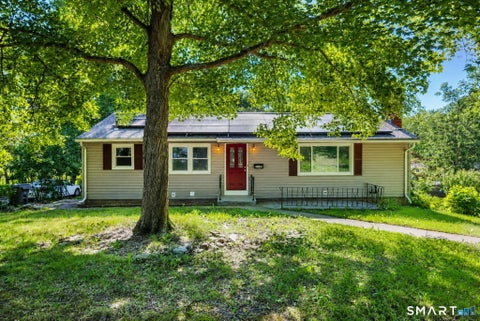 Photo of 110 Greenwood Drive, Manchester, CT 06042 (MLS # 24197067)