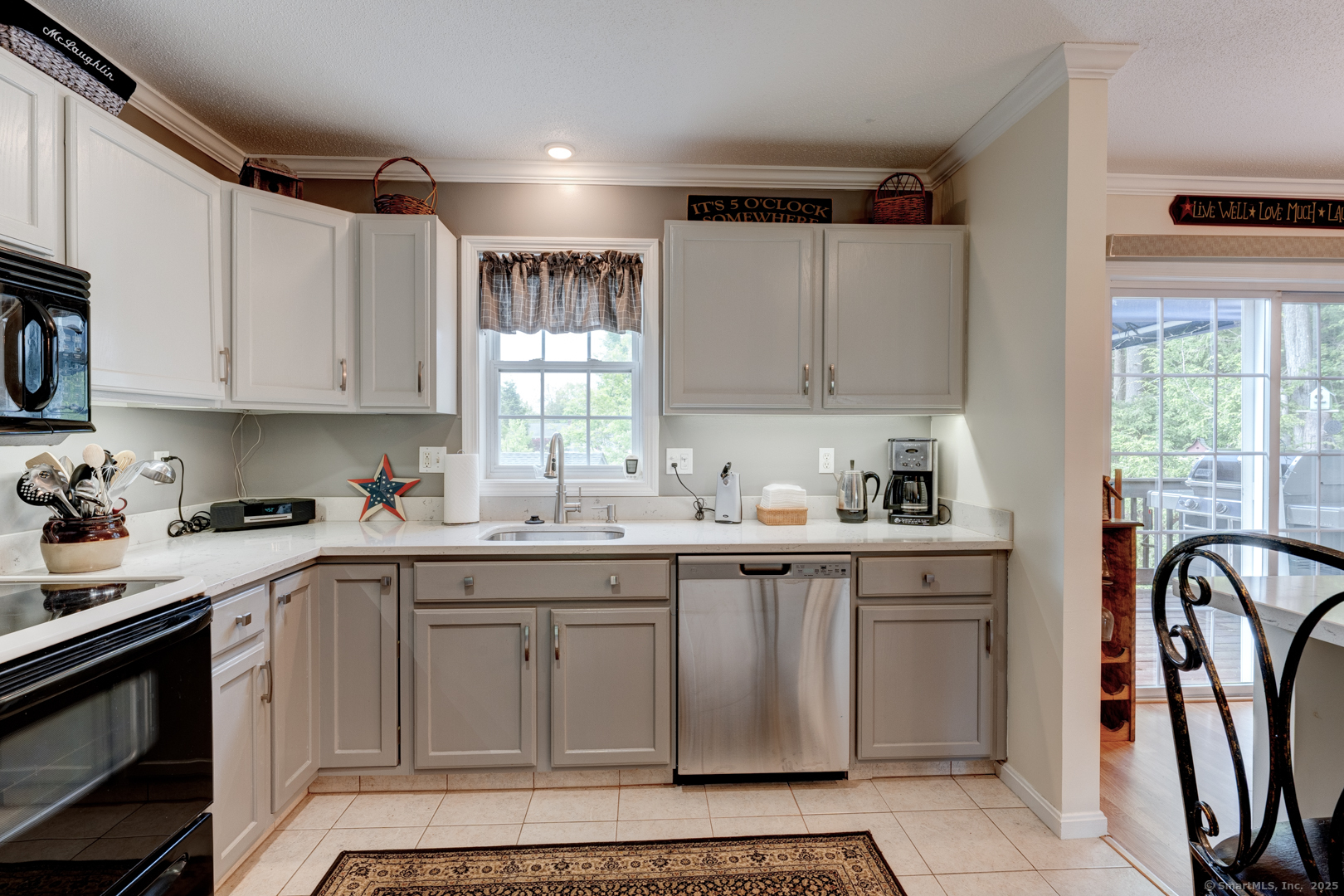611 Charles Street, Torrington, Connecticut image 8