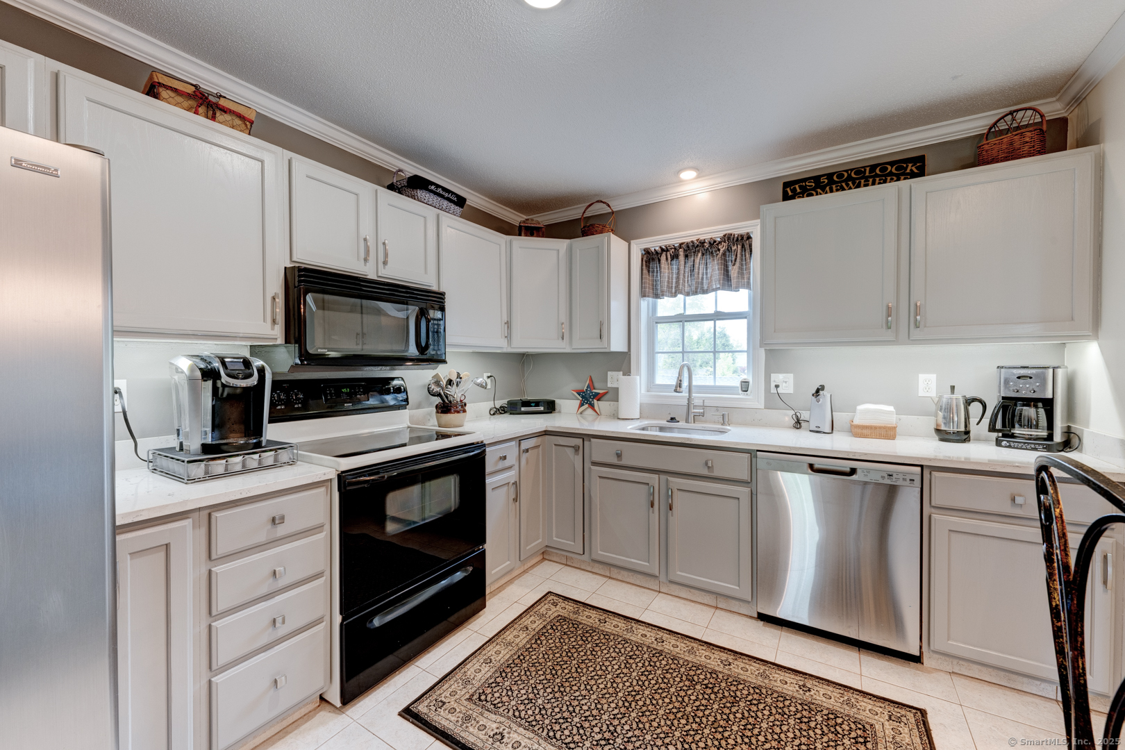 611 Charles Street, Torrington, Connecticut image 9