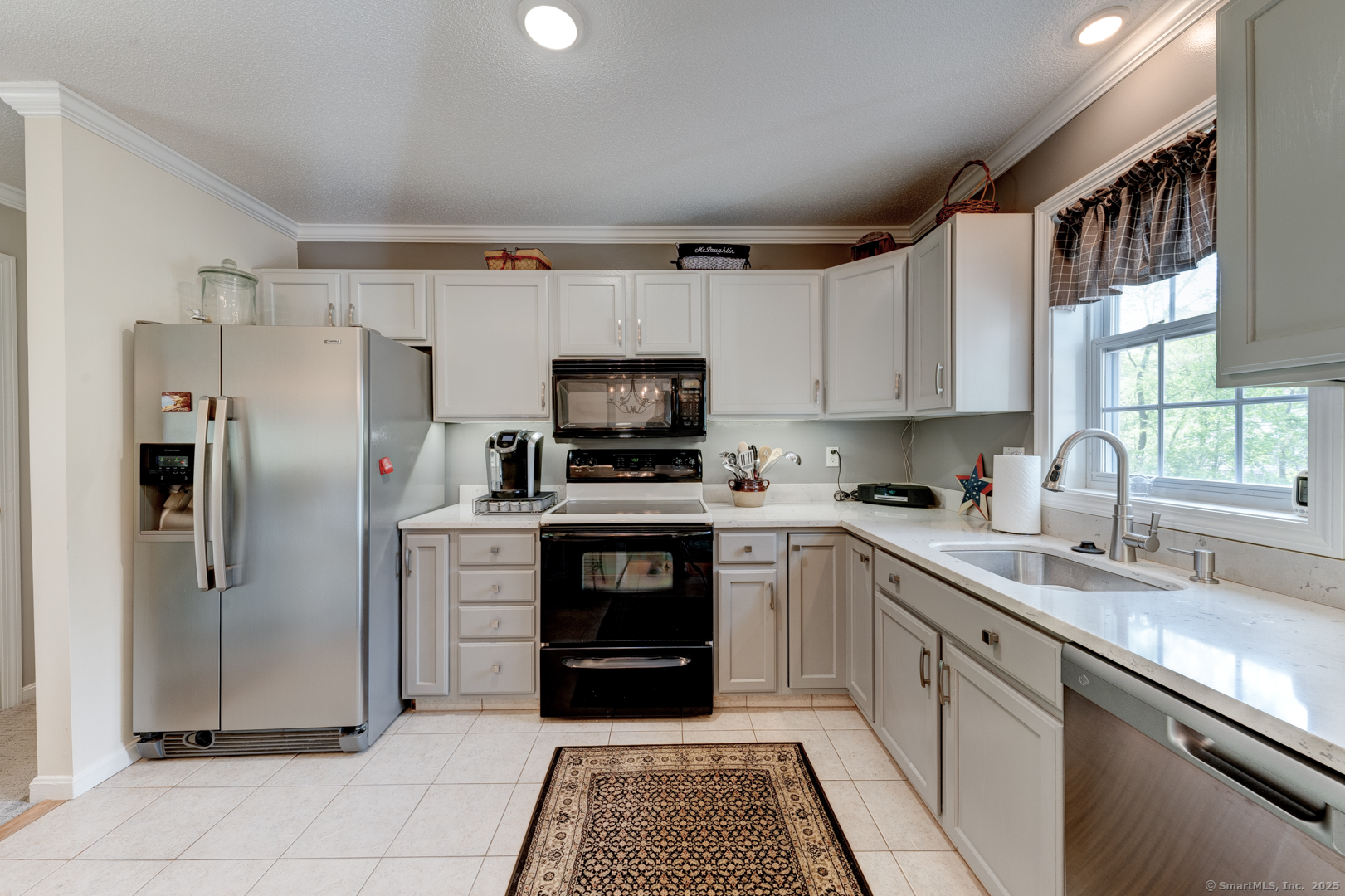 611 Charles Street, Torrington, Connecticut image 10
