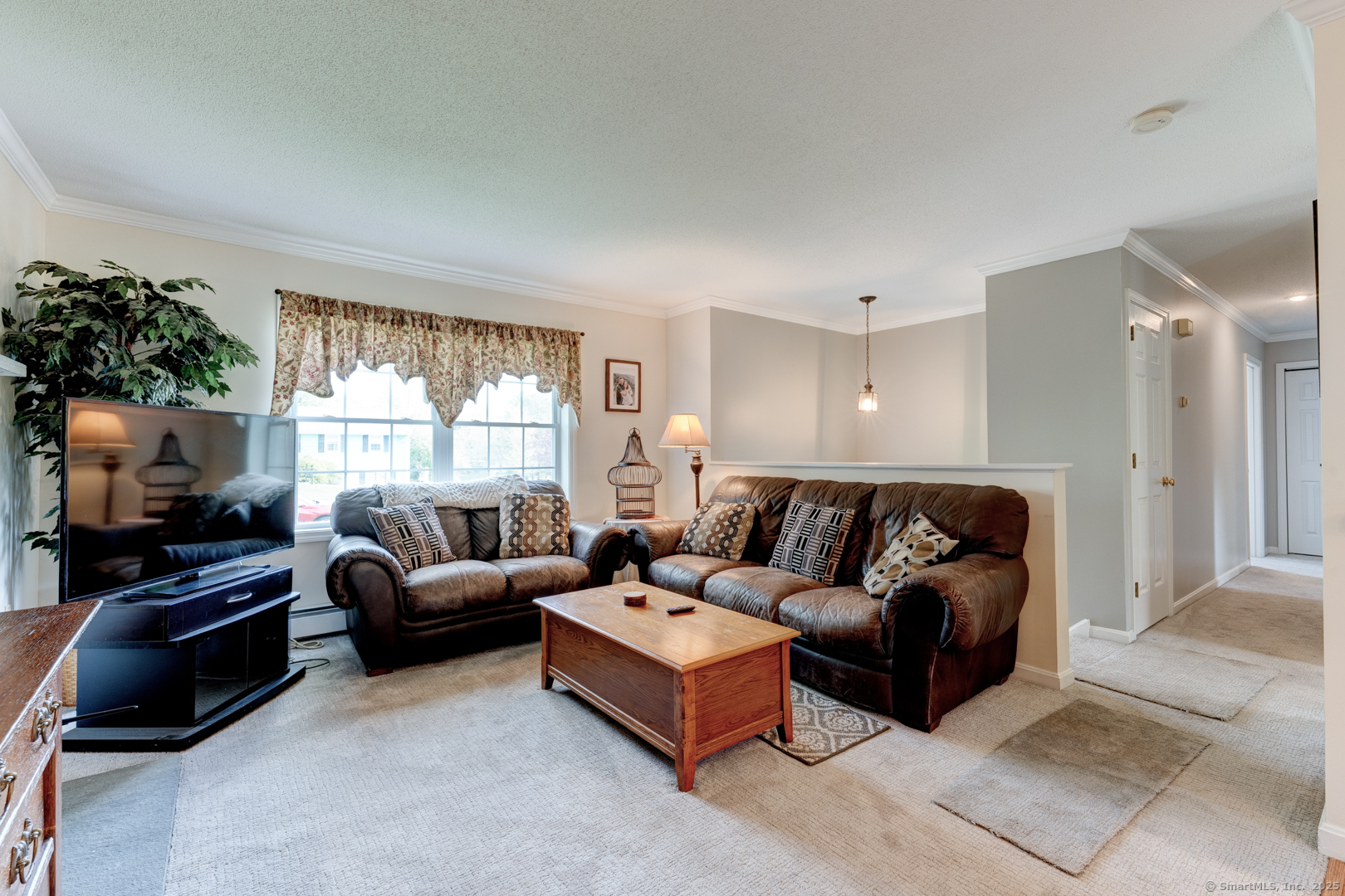 611 Charles Street, Torrington, Connecticut image 4
