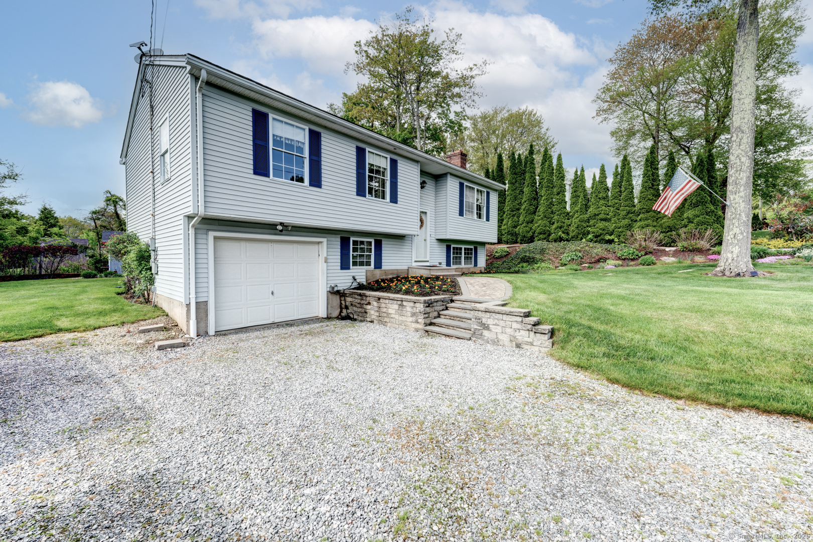 611 Charles Street, Torrington, Connecticut image 2